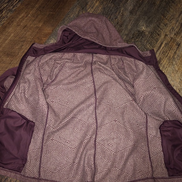 Women’s under armour sweater jacket - Picture 6 of 8